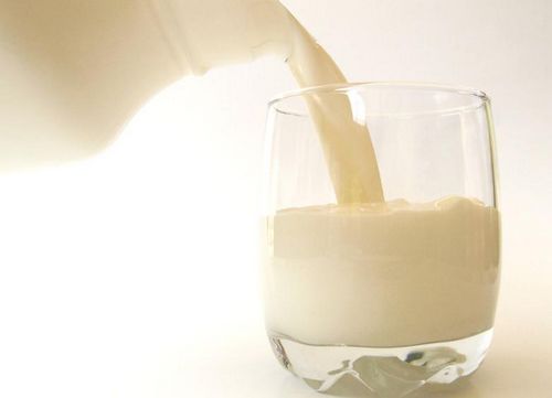 医生建议要想补钙空腹喝牛奶才更有效【2】