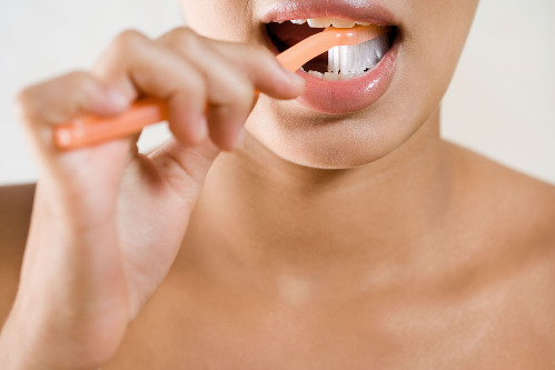 90%人的牙白刷了五大错误刷牙习惯刷了等于白刷【2】