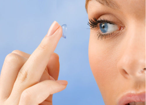 雾霾天气不适合佩戴隐形眼镜--人民网健康卫生