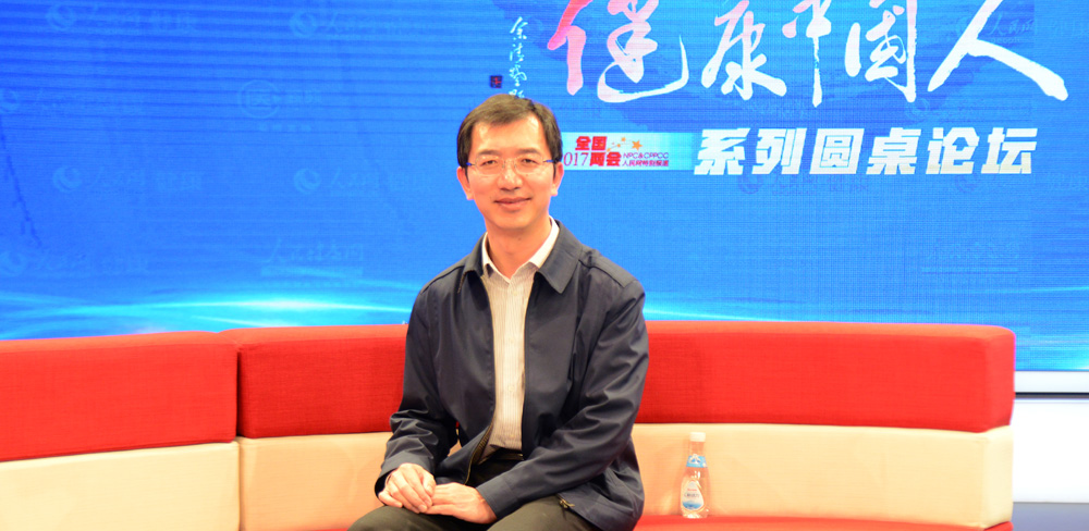 人民日报社经济社会部主任记者王君平