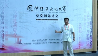 αǩ