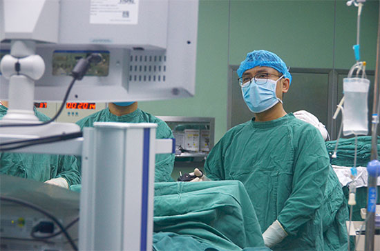 广安市人民医院成功开展我院首例腹腔镜下胰腺十二指肠切除手术