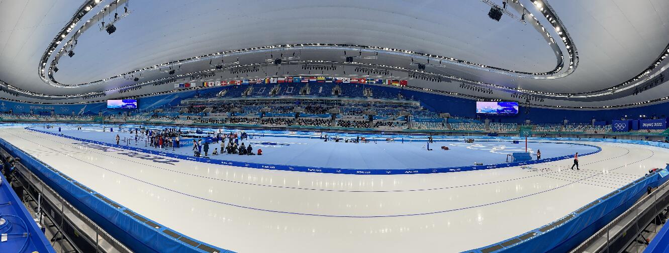 冰丝带“首秀”迎新奥运纪录 女子3000米荷兰选手夺冠
