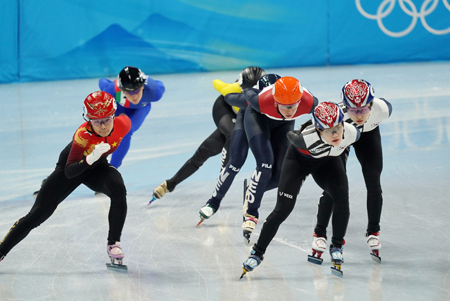 冬奥播报丨短道速滑女子1500米决赛 韩雨桐遗憾无缘奖牌