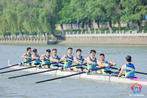 2023南京·大学生赛艇公开赛举行