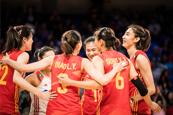全力备战巴黎奥运会丨中国女排3:1战胜巴西女排 晋级世联赛总决赛四强
