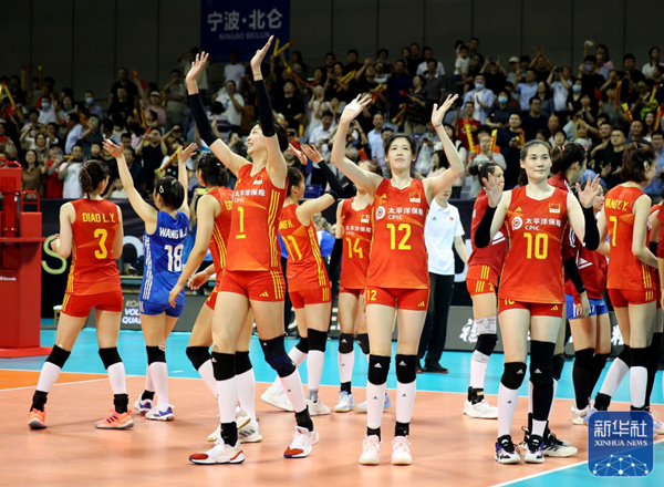 中国女排3:0胜捷克女排 取得奥运资格赛三连胜