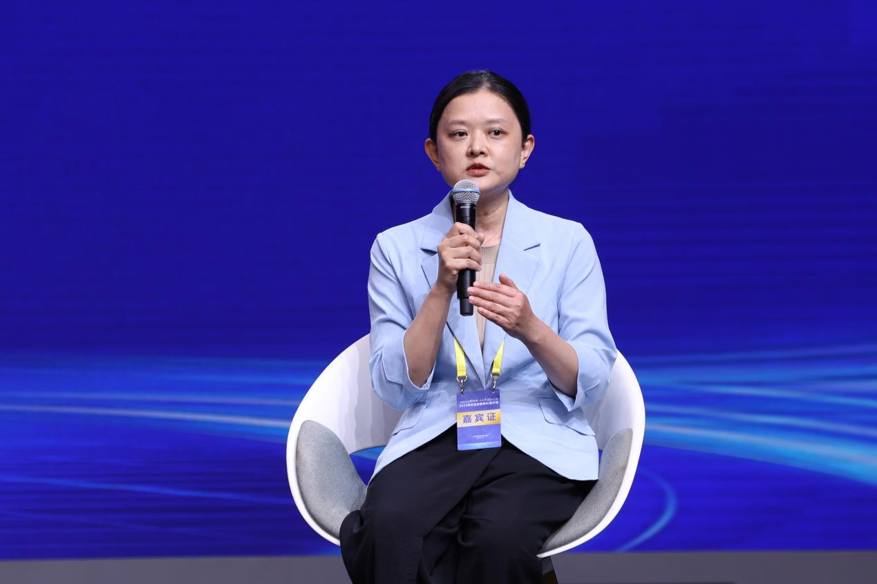 罗岩：屈光手术助力摘镜，干眼症患者关注科学评估与术后管理