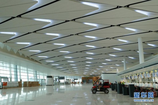 成都天府国际机场航站区竣工