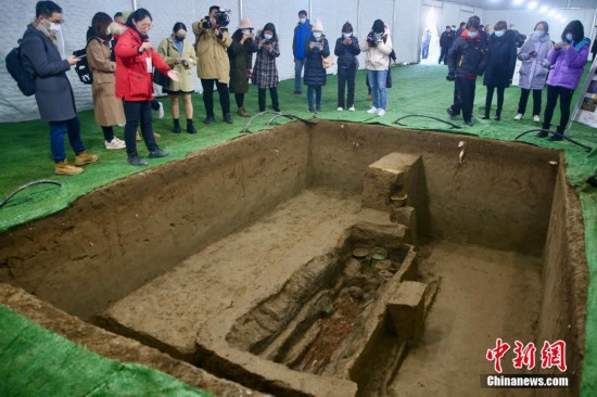 探访北京琉璃河遗址西周墓葬考古发掘现场