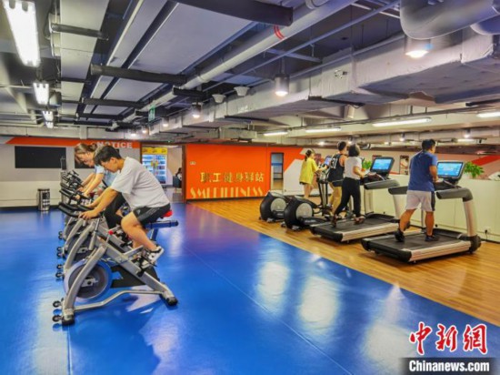 上班族 “去哪儿健身？” 上海拟于10月底开放50家职工健身驿站