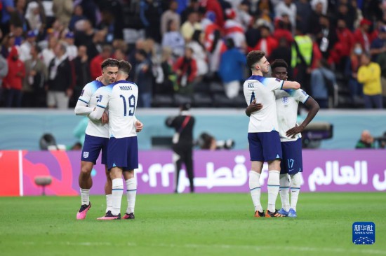 新闻分析：英格兰队为何输给法国队？