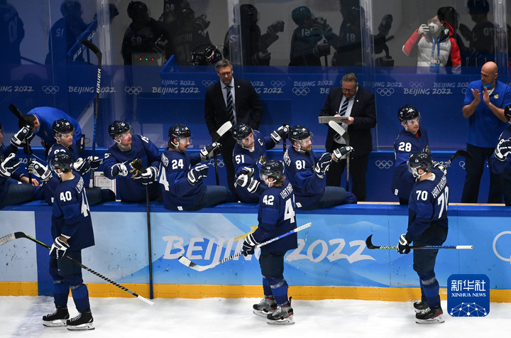 芬兰队两球胜斯洛伐克 时隔16年再进男子冰球决赛
